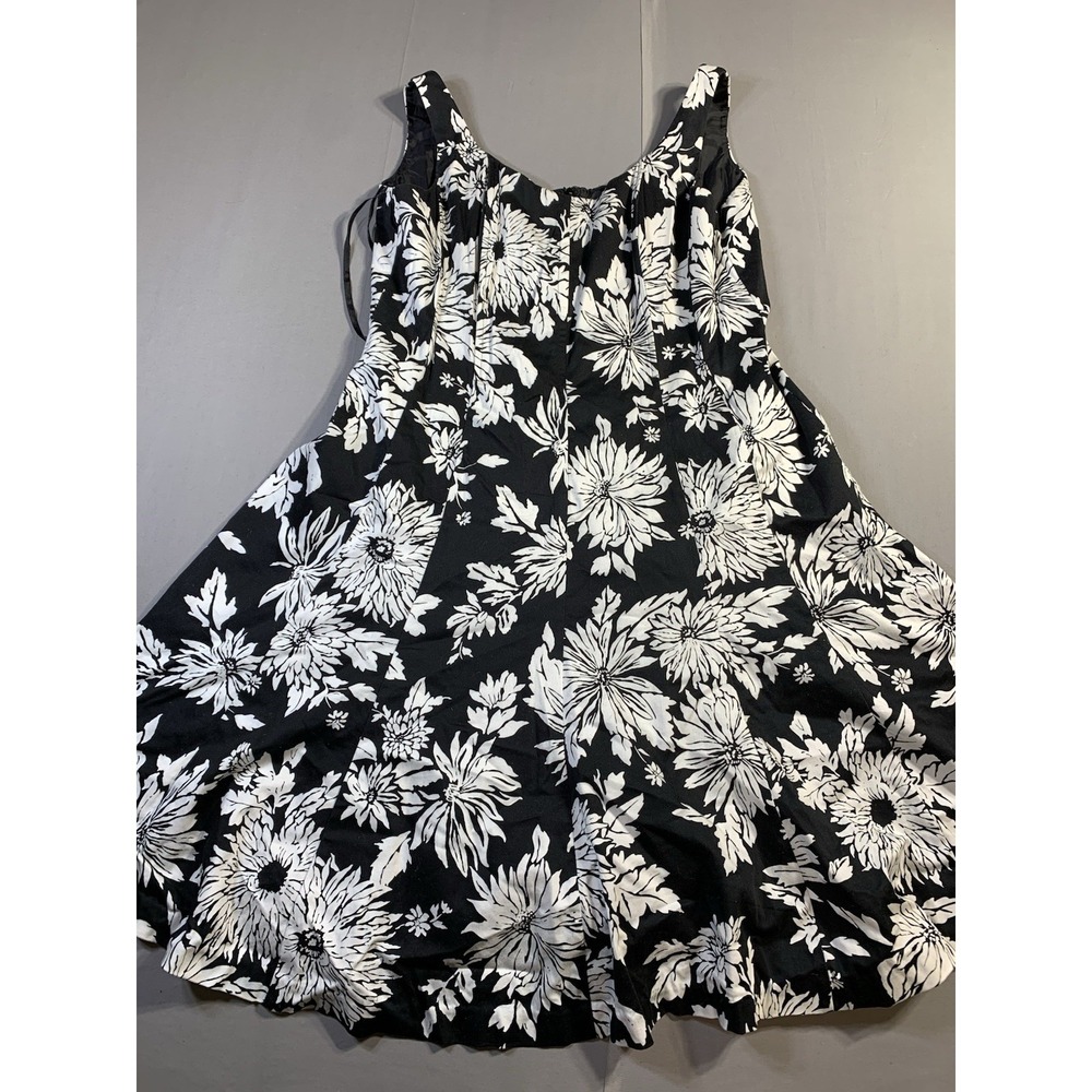 Jones Wear Dress Sleeveless Fit‎ & Flare Floral Black White Pink Sz.14